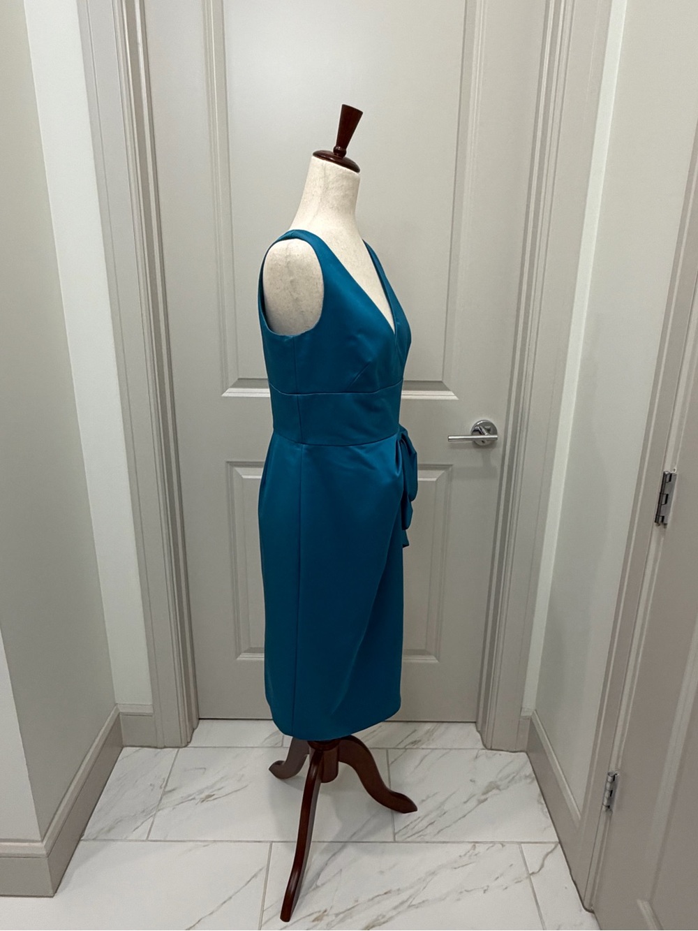 Lela Rose - Teal Sleeveless V-Neck Sheath Dress - 12 - Picture 6 of 10